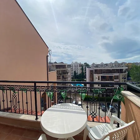 Kasandra 'г' 23 Sunny Apartment