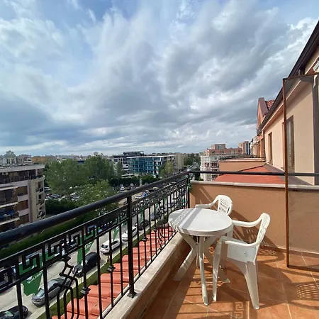 Kasandra 'г' 23 Sunny Apartment *